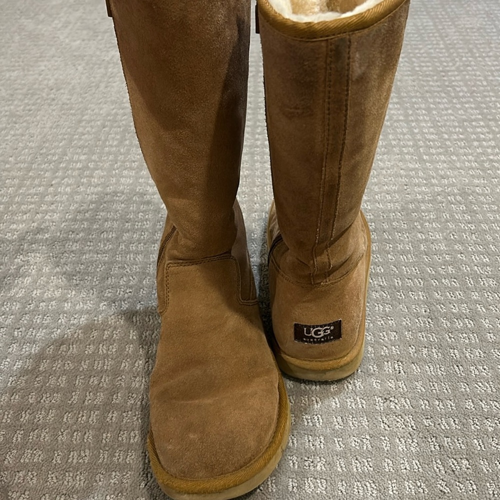 Authentic Ugg classic tall zip boots